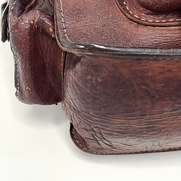 1960s True Vintage Unisex Large Leather Messenger/Book Bag 15x12x5in. - Picture 6 of 11